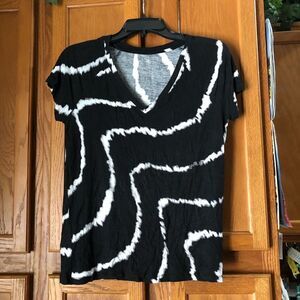Juicy Couture V-Neck Boho Tie Dye T-Shirt Black & White - M